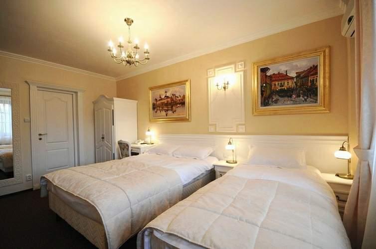 Cazare in Suceava - Villa ALICE - Suceava Cazare in Suceava - Villa ALICE - Suceava